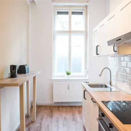 2 Bedroom In Convinient Location