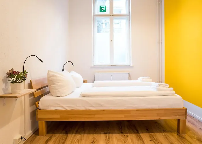 2 Bedroom In Convinient Location Berlin