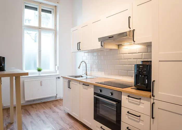 2 Bedroom In Convinient Location Lägenhet Berlin