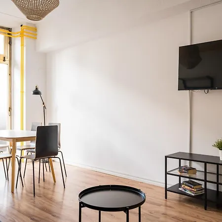 2 Bedroom In Convinient Location