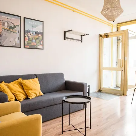 2 Bedroom In Convinient Location * ベルリン